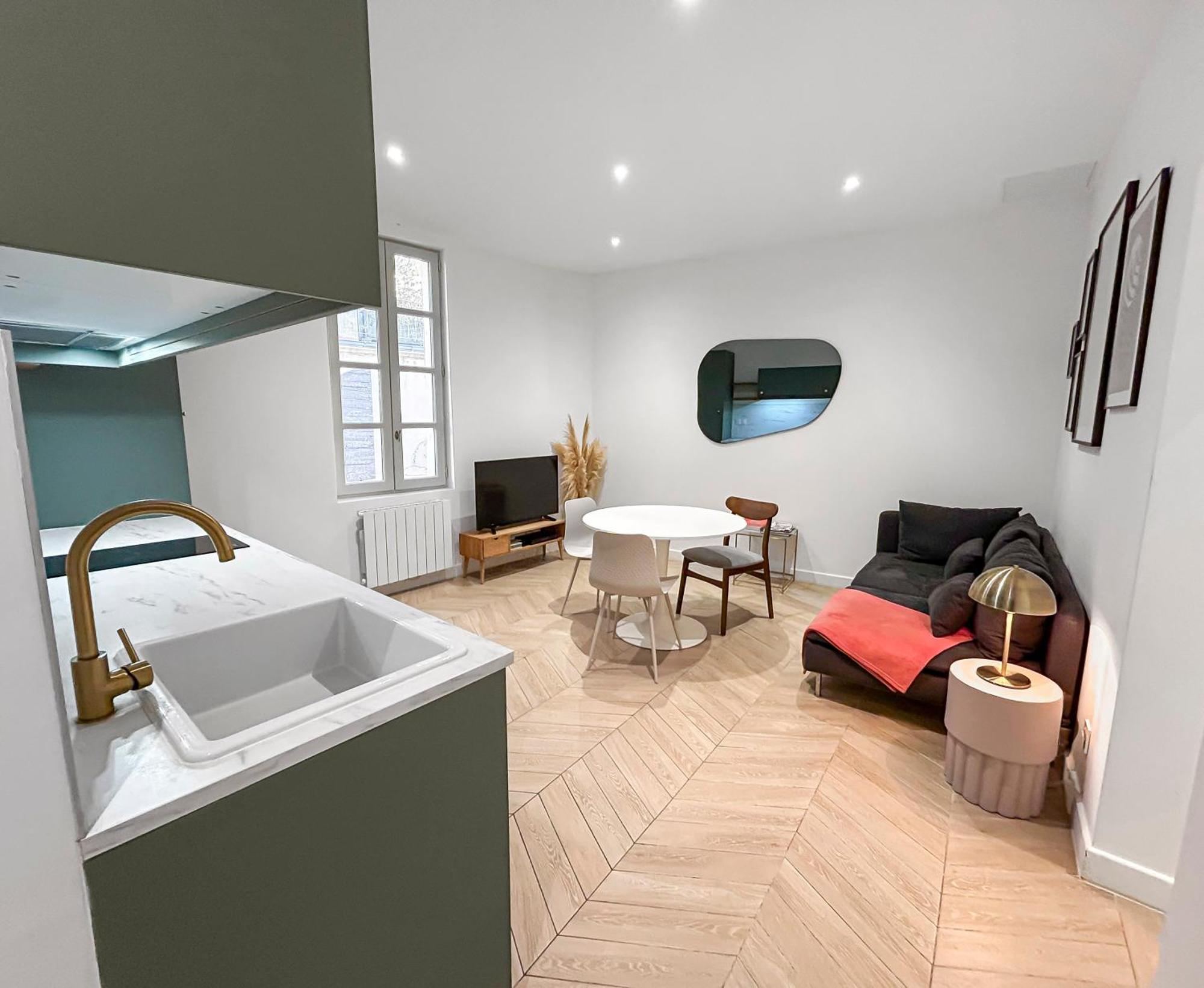Hebergements Modernes & Cosy A Arles T3 Et T2 Elegants Eksteriør bilde